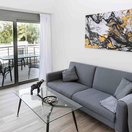 Design Apartment With Swimming Pool Near The Beach Athens Exterior photo
